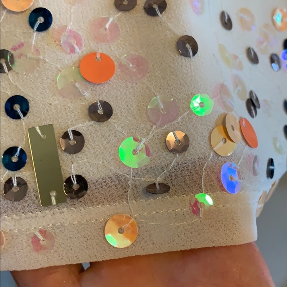 Express Sequined Tank - Picture 9 of 10